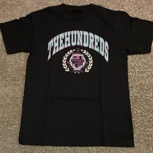 TheHundreds Graphic tee Size:M